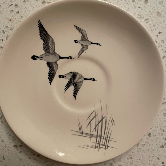 VINTAGE Dessert/Salad plate Flying  Geese design-Collectible JOHNSON BROTHERS - Picture 5 of 9